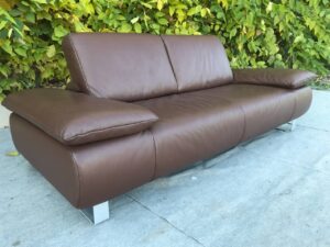 Кожаный диван (kolnor)