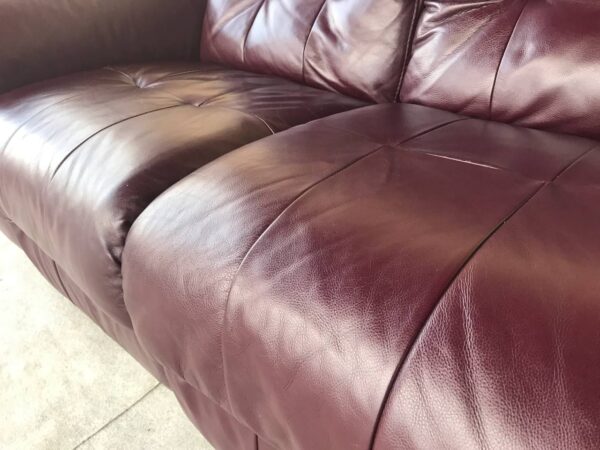 Кожаный диван (электро реклайнер)