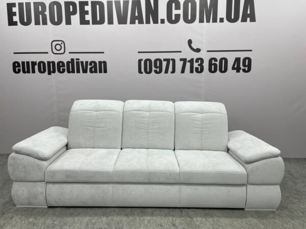 Диван розкладний( 699€)